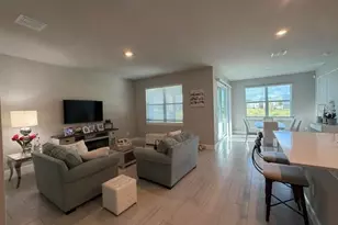 9044 Dahlia Cir, Port Saint Lucie, FL 34986 - Photo 4