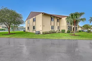 337 Pine Ridge Cir, Greenacres, FL 33463 - Photo 24