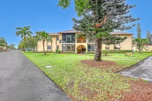 337 Pine Ridge Cir, Greenacres, FL 33463 - Photo 40