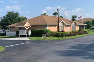 1536 SE Royal Green Cir, Port Saint Lucie, FL 34952 - Photo 6