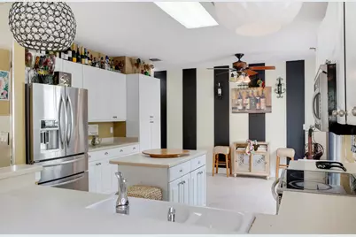 2070 Chagall Circle, West Palm Beach, FL 33409 - Photo 14