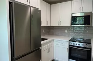 5168 NE 6th Ave, Oakland Park, FL 33334 - Photo 18