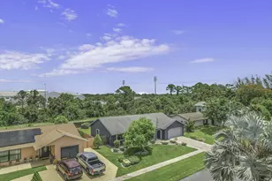 223 Bobwhite Rd, Royal Palm Beach, FL 33411 - Photo 2