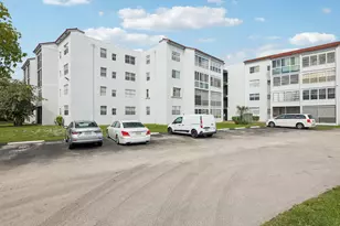 2860 Somerset Dr, Lauderdale Lakes, FL 33311 - Photo 24