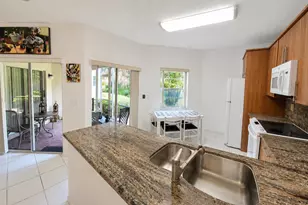 6566 Via Regina, Boca Raton, FL 33433 - Photo 6