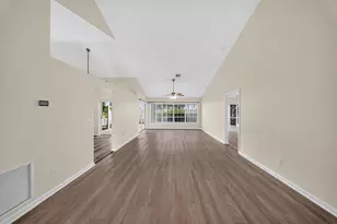 119 Adobe Cir, Jupiter, FL 33458 - Photo 4