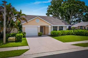119 Adobe Cir, Jupiter, FL 33458 - Photo 2