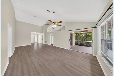 119 Adobe Circle, Jupiter, FL 33458 - Photo 8