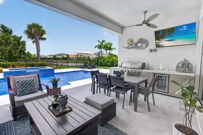 12203 Waterstone Circle, Palm Beach Gardens, FL 33412 - Photo 2
