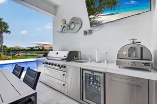 12203 Waterstone Cir, Palm Beach Gardens, FL 33412 - Photo 48