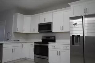 3730 San Simeon Cir, Weston, FL 33331 - Photo 14