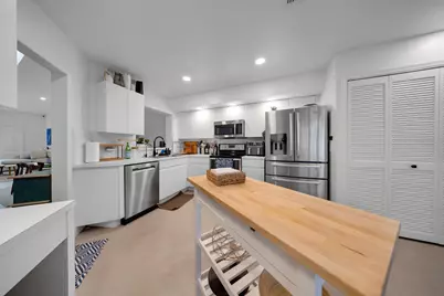 4117 W Palm Aire Drive #B2, Pompano Beach, FL 33069 - Photo 8