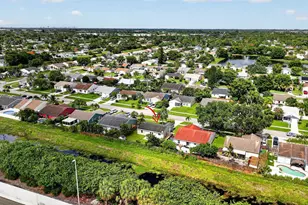 5258 Canal Cir W, Lake Worth, FL 33467 - Photo 26