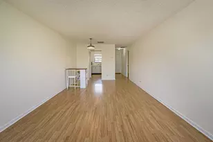 420 W Palm St, Lantana, FL 33462 - Photo 10