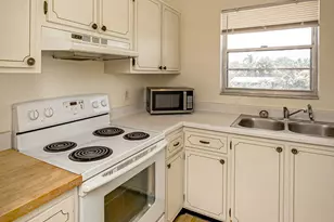 420 W Palm St, Lantana, FL 33462 - Photo 4