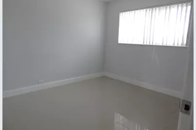 915 SE 22nd Avenue, Pompano Beach, FL 33062 - Photo 20