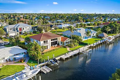 8565 SE Palm Street, Hobe Sound, FL 33455 - Photo 12