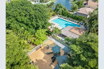 229 E Bayridge Drive, Weston, FL 33326 - Photo 40