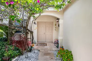 229 E Bayridge Dr, Weston, FL 33326 - Photo 4