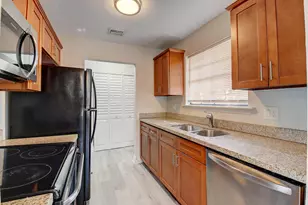 237 SW 11th Ave, Delray Beach, FL 33444 - Photo 32
