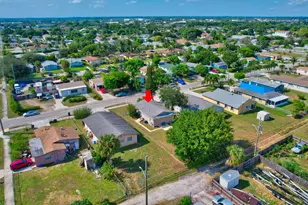 237 SW 11th Ave, Delray Beach, FL 33444 - Photo 26