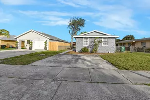 237 SW 11th Ave, Delray Beach, FL 33444 - Photo 38