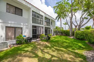 5201 NE 14th Terrace, Fort Lauderdale, FL 33334 - Photo 10