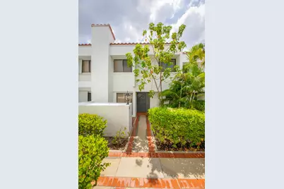 5201 NE 14th Terrace #3, Fort Lauderdale, FL 33334 - Photo 1