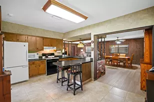 3358 SW 16th Ct SW, Fort Lauderdale, FL 33312 - Photo 4