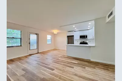 5 Hastings A, West Palm Beach, FL 33417 - Photo 2