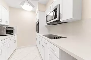 1069 Cornwall D, Boca Raton, FL 33434 - Photo 8