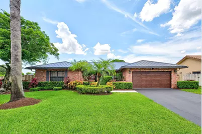 21155 Shady Vista Lane, Boca Raton, FL 33428 - Photo 1