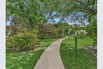 2420 SW 22nd Avenue #602, Delray Beach, FL 33445 - Photo 6