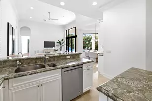 717 NW 4th St, Boca Raton, FL 33486 - Photo 18