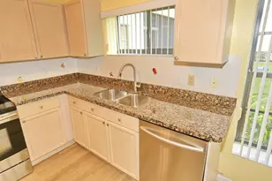 3277 Jog Park Dr, Greenacres, FL 33467 - Photo 20
