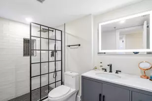 1900 Consulate Pl, West Palm Beach, FL 33401 - Photo 20