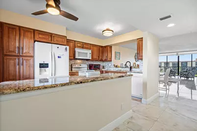 7290 Kinghurst Drive #607, Delray Beach, FL 33446 - Photo 6