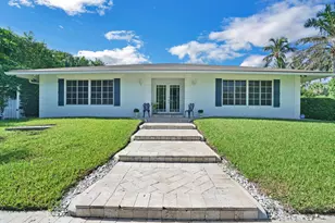 17 E Ocean Ave, Ocean Ridge, FL 33435 - Photo 1