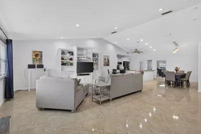 4361 Fushia Circle N, Palm Beach Gardens, FL 33410 - Photo 4