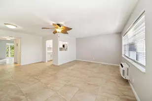 114 Northampton F, West Palm Beach, FL 33417 - Photo 4
