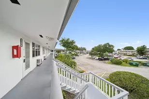 114 Northampton F, West Palm Beach, FL 33417 - Photo 16