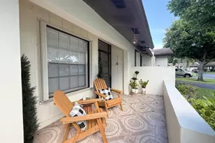 15860 Laurel Oak Cir, Delray Beach, FL 33484 - Photo 4
