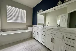 6075 46th Ln, Vero Beach, FL 32967 - Photo 14