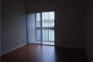 2249 SW 15th St, Deerfield Beach, FL 33442 - Photo 4