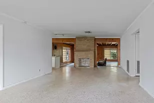 799 Ivory Ln, Haverhill, FL 33415 - Photo 10