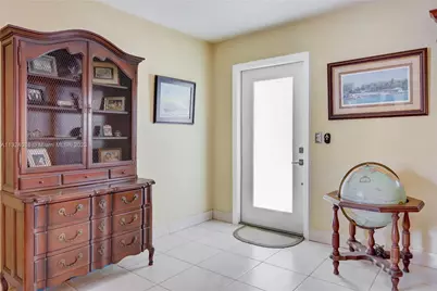 694 Brittany Park #O, Delray Beach, FL 33446 - Photo 2