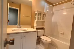 266 River Bluff Ln, Royal Palm Beach, FL 33411 - Photo 18