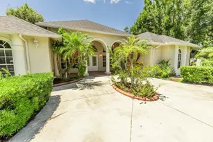 2306 NW 4th St, Okeechobee, FL 34972 - Photo 2