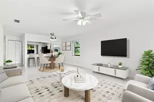 10 Seneca Ct, Royal Palm Beach, FL 33411 - Photo 8