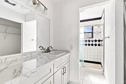 10 Seneca Court, Royal Palm Beach, FL 33411 - Photo 12